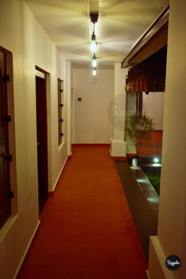 Kayyalas Courtyard Thrissur Luaran gambar
