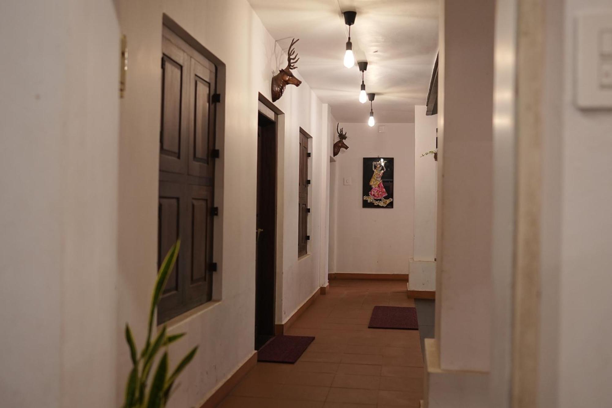 Kayyalas Courtyard Thrissur Luaran gambar